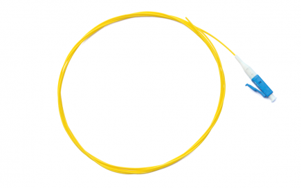 Пигтейл SM(G.652D)-0.9-LC/UPC, LSZH, 1м (130202-05631)